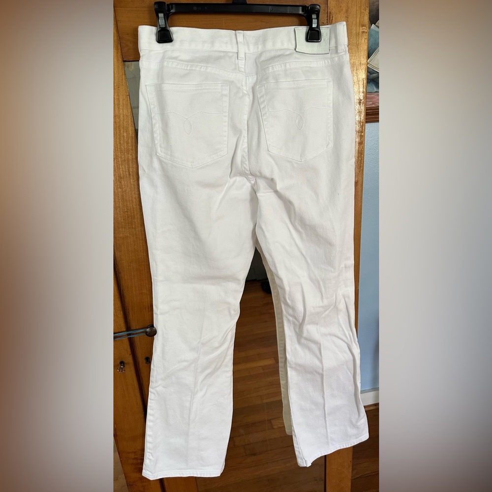 Ralph Lauren white jeans. Size 8. - Picture 2 of 5